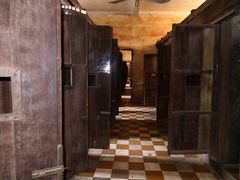 -吐斯廉屠杀博物馆