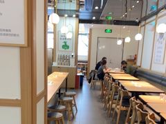 -老乡鸡(上海品尊国际中心店)