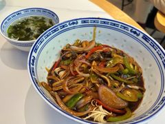-鲁达面馆本帮风味(共康东路店)
