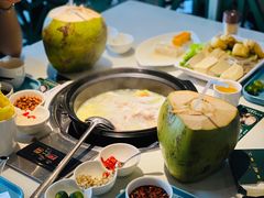 榴莲椰子鸡-百年果林椰子鸡(中洲店)