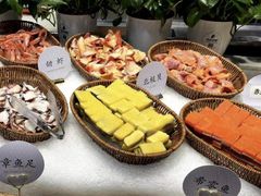-川骄海鲜自助(王府井奥莱UP TOWN店原世界之花店)