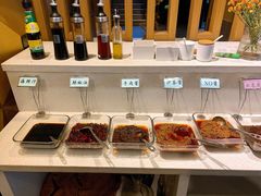 自助调料区-鼎盛山海火锅(北戴河刘庄夜市老虎石浴场店)