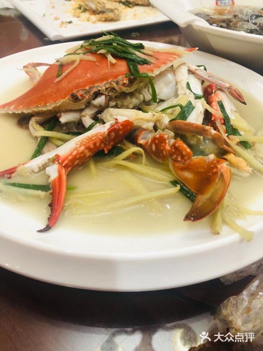 老福鼎传统菜炭烤蒜蓉生蚝图片