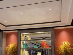 -玥轩YUE HIN(IFS国际金融中心店)