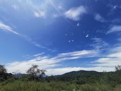 -鬼笑石后山停车场