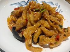 泰式柠檬凤爪-叶派龙虾•招牌香辣蟹·海鲜(中海国际店)