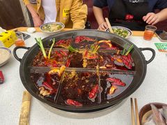 -正贰捌经重庆老火锅(建设路店)