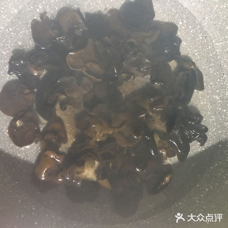 鬼怪👹#开胃#菜谱系列：柴鸡蛋炒木耳。