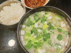 -英子补身汤(海兰路店)