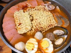 -辛明堂洞韩式芝士年糕火锅(万达店)