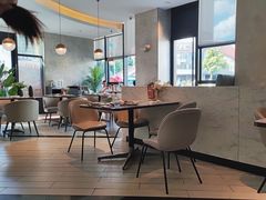 大堂-必胜客(武汉欢乐谷店)