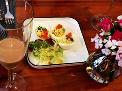 酿鸡蛋沙拉配鱼子酱-帕歌西班牙餐厅paco tapas