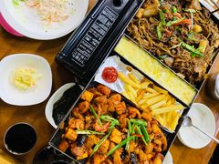 -亲昵春川鸡排(韩国美食街店)