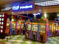 -UME影城宁波镇海店(万科广场中国巨幕店)