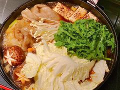 -山川小町·极番烧肉(新地假日广场店)