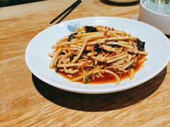 -荷花亭·湖北融合菜(十堰武商MALL店)