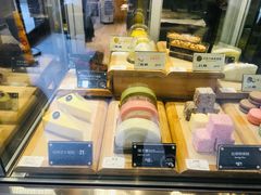 面包甜点陈列柜-麦当劳(新王府井店)