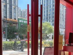 -何师傅美蛙鱼头(汉街店)