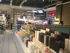 -纪念日百货(江西南昌店)