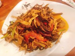 什锦山野菜-小厨子私房菜·云南美食店