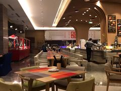 -苏州汇融广场假日酒店