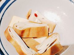 -聚合鑫东北熏酱熟食麻辣面(长阳店)