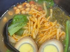 -桂在香知桂林米粉(红博中央公园店)