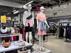 -唯品会(北京国瑞城店)