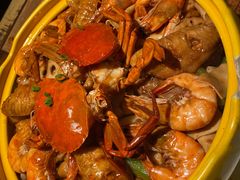 -多嘴肉蟹煲(万达店)