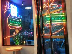 -牛纽塔·牛人堡(群众路店)