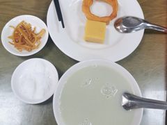 豆汁-护国寺小吃(东四店)