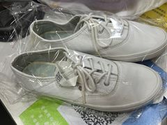 -翰皇直营洗衣洗鞋(望京鹿港店)