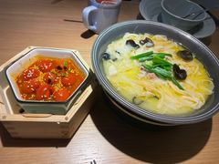 -蜜桃餐厅·伴山(绿宝广场店)