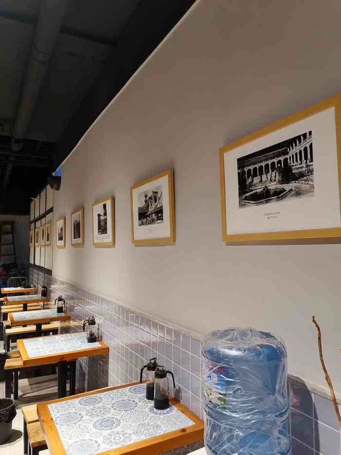 蒋家肠旺面馆(宅吉店)-"蒋家肠旺面,说实话真的好吃,红汤油而不腻.