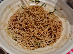 -肥肥虾庄·金牌油焖大虾(杨园滨江时代walk店)