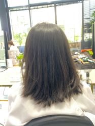 -艾米莉 烫染沙龙
