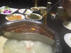 -重庆德庄火锅(体育中心店)