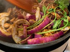 -胡须佬鸡煲四季火锅店(石厦西村直营店)