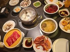 -钱小奴海鲜自助黑金店(杭州滨江龙湖店)