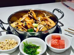 -七欣天香辣蟹火锅(闵行浦江欢乐颂店)