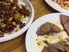 -溢心园香河肉饼总店
