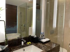 -青岛海尔洲际酒店