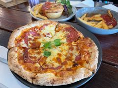 -12 Rocks Beach Bar Cafe