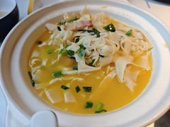-绿茶餐厅(龙井船宴· 品牌总店)