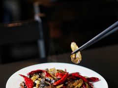 见手青又嫩又鲜-南蛮子(进贤路店)