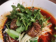 红烧牛肉面-老地方猫儿面(磁器口店)