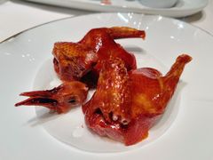 脆皮妙龄鸽-新荣记(建国门外大街店)