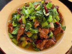 青菜牛肉-李子坝梁山鸡(李子坝大鸡哥店)