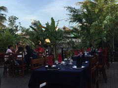 -Neary Khmer Restaurant