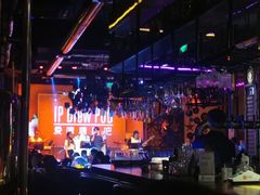 -爱啤精酿·民谣酒馆(滨江店)